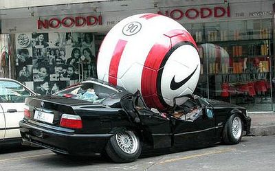 funny-car-crash-ball